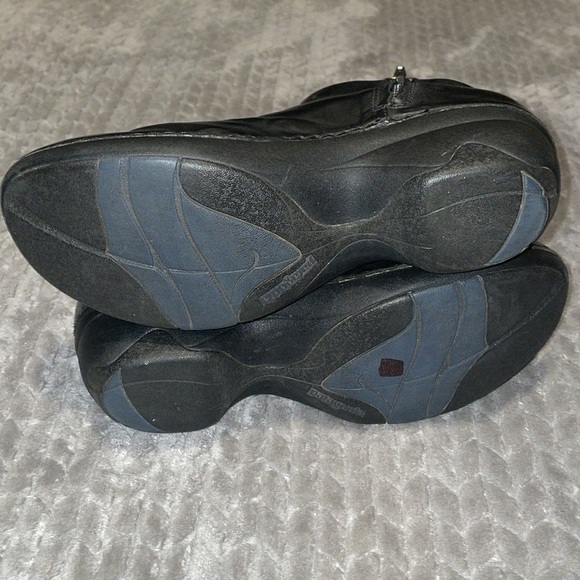 Patagonia Better Clog Ankle Boot Black Leather Zip Woman’s. Size 8.5. Leather. - Picture 10 of 11